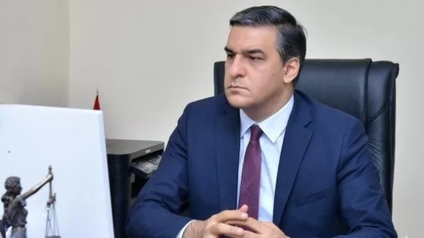 Արման Թաթոյանը գնալով «զայրացնում» է իշխանությանը.  «Փաստ»