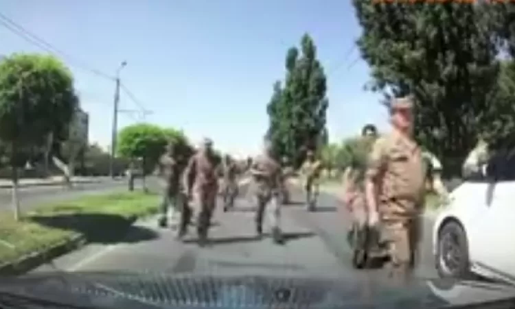 ՏԵՍԱՆՅՈՒԹ. Քաշքշուկ մի խումբ զինվորականների և քաղաքացու միջև Երևանում