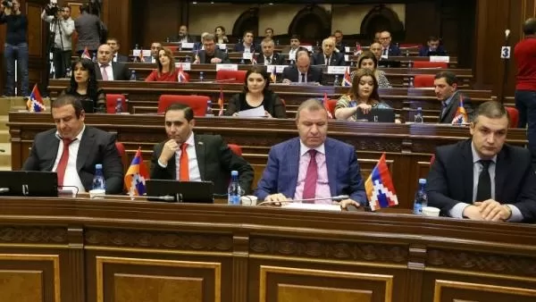 Բարդ թեստ պատգամավորների համար. «Հրապարակ»