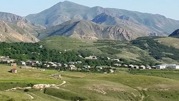 Սյունիքի ճանապարհներին ադրբեջանական դրոշներն ու ցուցանակներն պատրվակ են` ադրբեջանական զինուժ տեղակայելու համար. ՄԻՊ