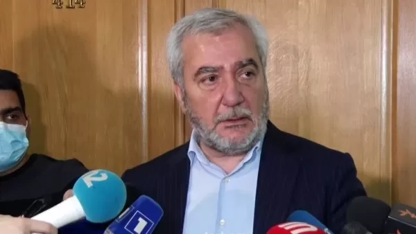 ՏԵՍԱՆՅՈՒԹ. Գերիներով չի, որ տարածքային խնդիրներ կարող են քննարկել. Ա. Քոչարյան 