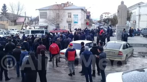 Բողոքի ցույց Ախալքալաքում. քաղաքացիները պահանջում են բացել վրաց-հայկական սահմանը 