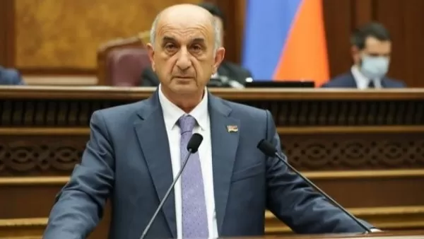Մի քիչ վիրավորական էլ է, երբ մարդուն ասում են արի ապացուցի, որ դու հայ ես. Վիգեն Խաչատրյան